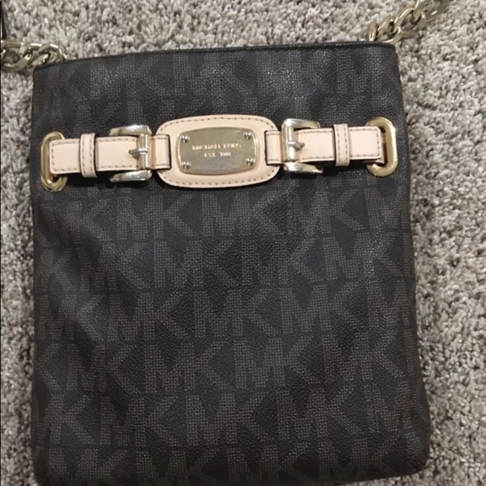 Michael kors cross body bag